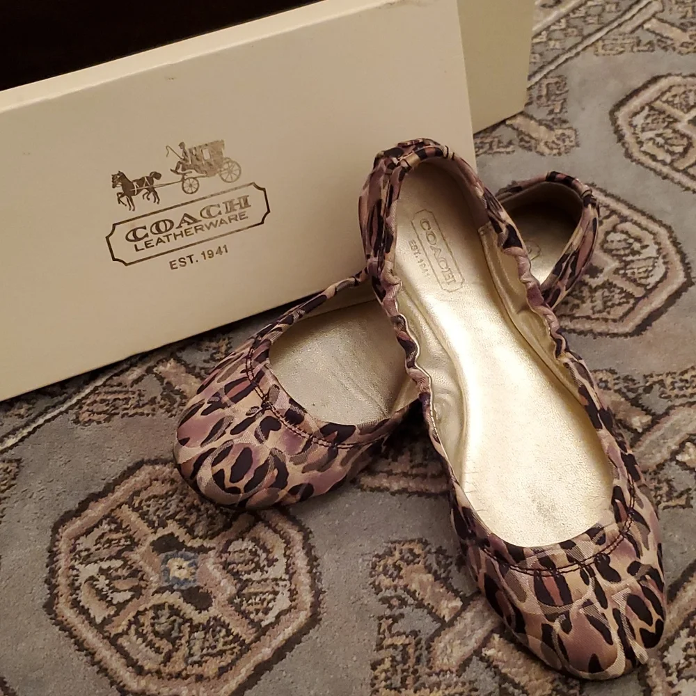 Vintage Coach Leopard Print Ballerina Flats Size 6B